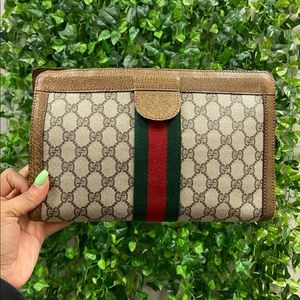 Authentic Gucci Clutch